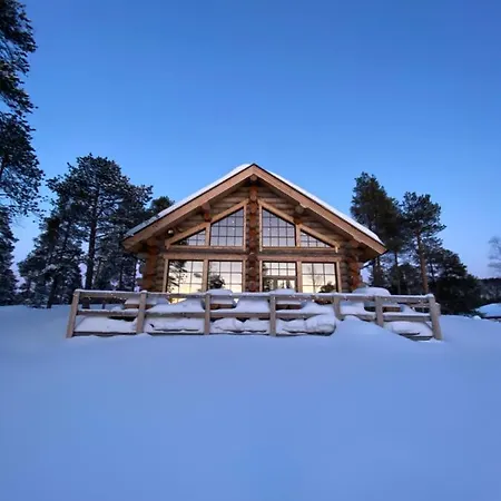 Wilderness Nangu & Igloos Inari